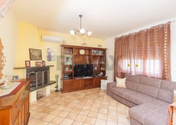 Soggiorno - Casa semi indipendente via Acero
 
26, Catania - foto 6