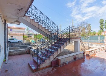 Scale - Casa semi indipendente via Acero
 
26, Catania - foto 28