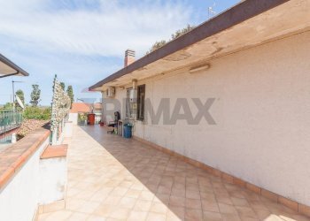 Terrazza - Casa semi indipendente via Acero
 
26, Catania - foto 37