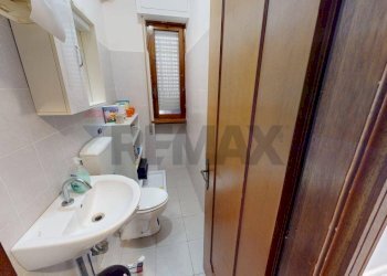 Bagno - Locale Commerciale via de ambris
 
69, Viareggio - foto 12