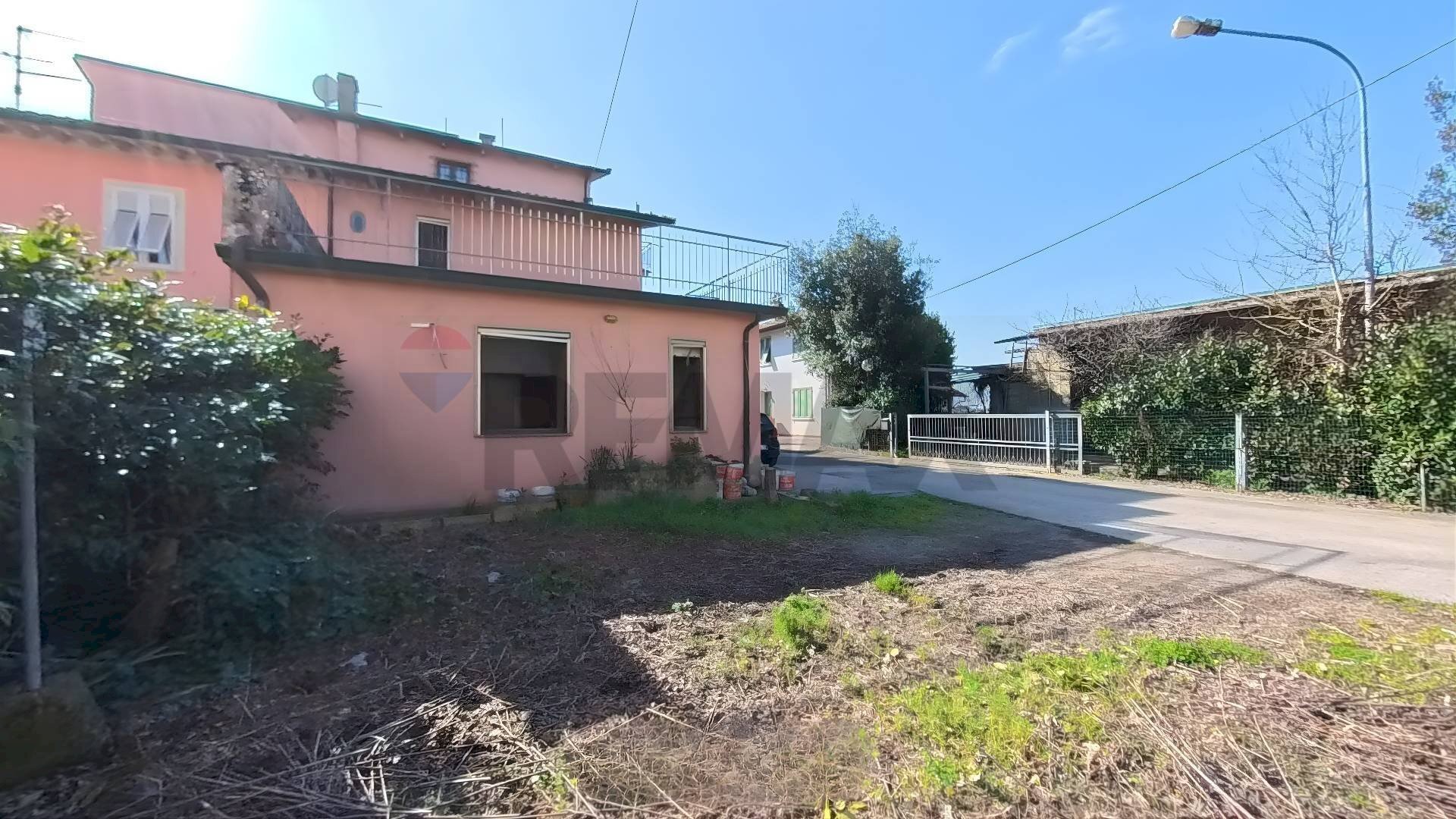 Casa all\'aperto - Casa semi indipendente VIA DELLE COLMATE
 
38, Fucecchio - foto 3