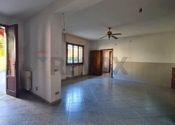 Stanza vuota - Casa semi indipendente VIA DELLE COLMATE
 
38, Fucecchio - foto 6