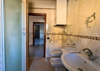 Bagno - Casa semi indipendente VIA DELLE COLMATE
 
38, Fucecchio - foto 11