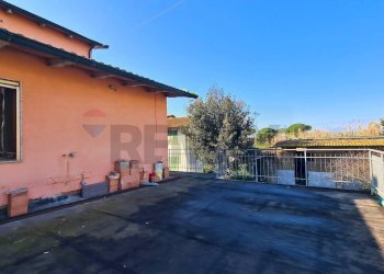 Terrazza - Casa semi indipendente VIA DELLE COLMATE
 
38, Fucecchio - foto 21