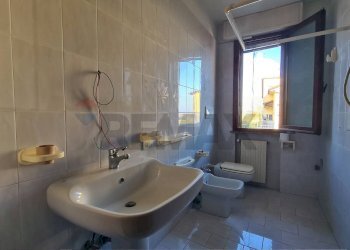 Bagno - Casa semi indipendente VIA DELLE COLMATE
 
38, Fucecchio - foto 24
