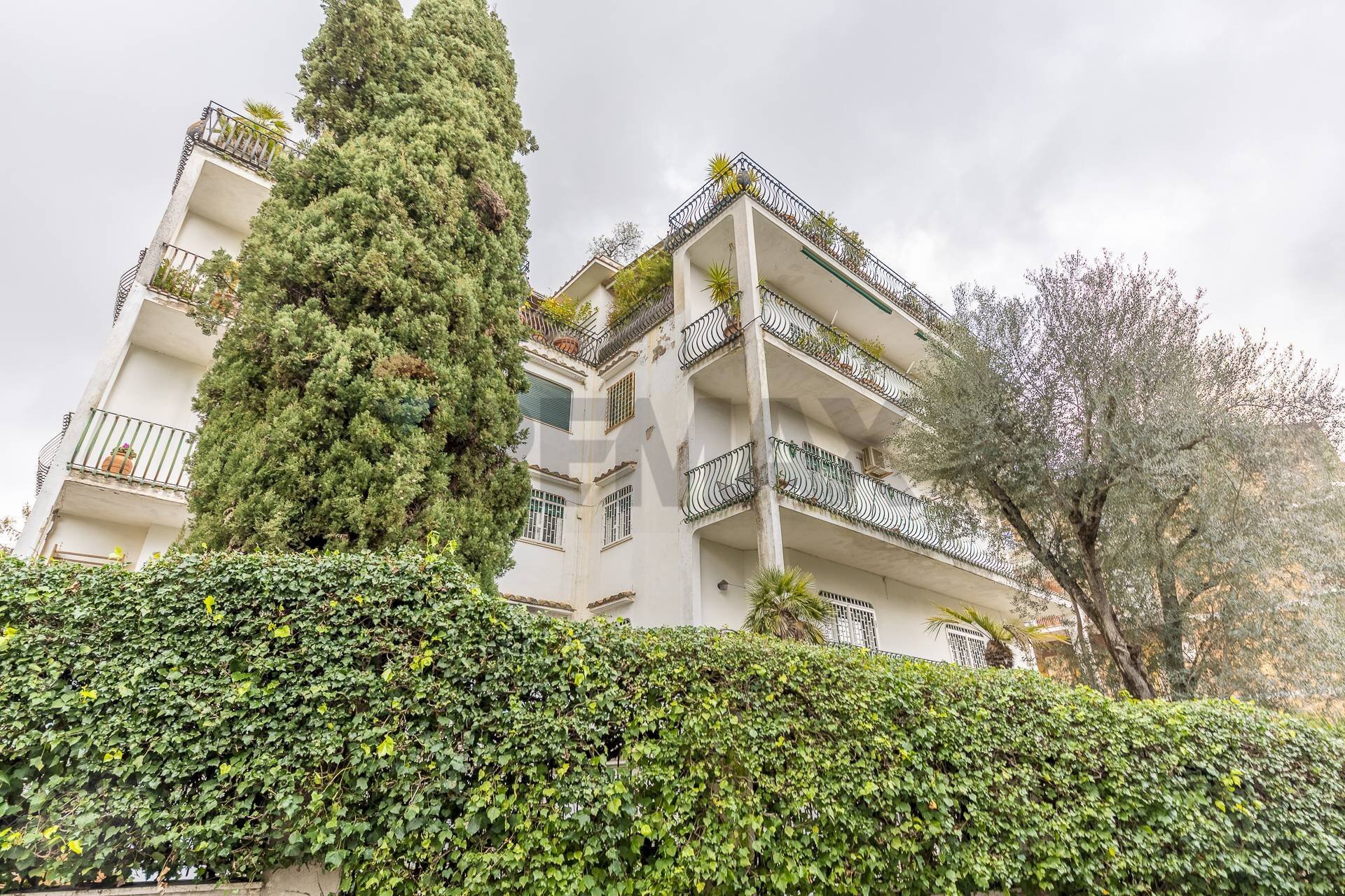 Edificio all\'aperto - Appartamento Via Della Mendola
 
28, Roma - foto 1