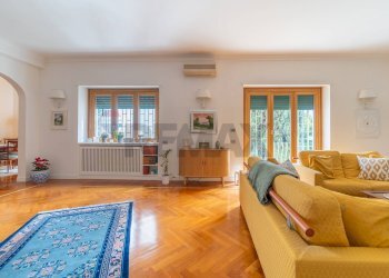 Soggiorno - Appartamento Via Della Mendola
 
28, Roma - foto 5