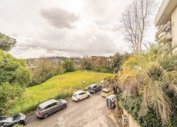 Giardino - Appartamento Via Della Mendola
 
28, Roma - foto 28