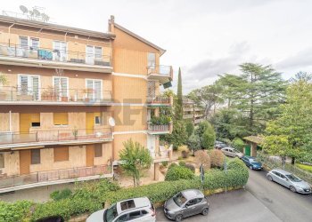 Edificio all\'aperto - Appartamento Via Della Mendola
 
28, Roma - foto 71