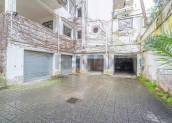 Edificio all\'aperto - Appartamento Via Della Mendola
 
28, Roma - foto 90