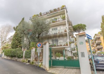 Edificio all\'aperto - Appartamento Via Della Mendola
 
28, Roma - foto 99