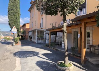 Edificio all\'aperto - Attività Commerciale Via Firenze
 
86, Perugia - foto 3