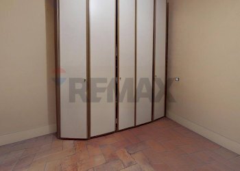 Camera / camera da letto - Quadrilocale Via Vittorio Emanuele II
 
5, Marsciano - foto 15