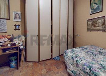 Camera / camera da letto - Quadrilocale Via Vittorio Emanuele II
 
5, Marsciano - foto 17