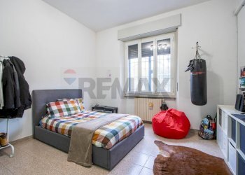 Camera / camera da letto - Villa VIA AQUILEIA
 
15, Monza - foto 11