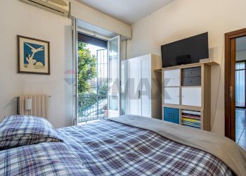 Camera / camera da letto - Villa VIA AQUILEIA
 
15, Monza - foto 14