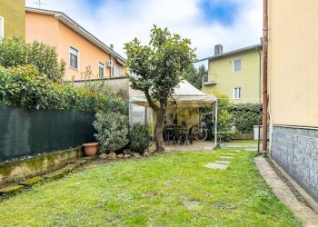 Giardino - Villa VIA AQUILEIA
 
15, Monza - foto 24