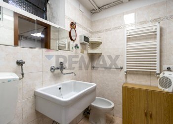 Bagno - Villa VIA AQUILEIA
 
15, Monza - foto 39