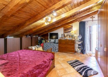 Camera / camera da letto - Trilocale VIA SIMETO
 
SN, Misterbianco - foto 12