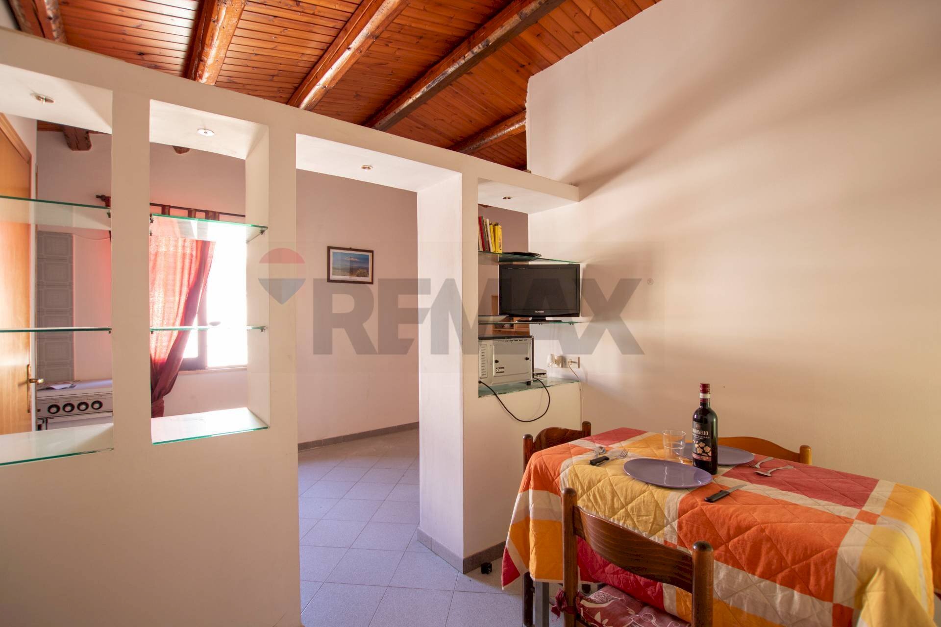 Sala da pranzo - Bilocale via Torino
 
27, Siracusa - foto 1