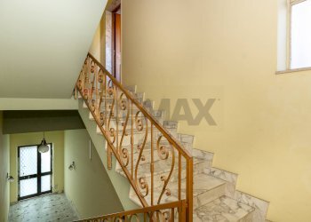 Scale - Four-room apartment VIa Roma
 
11, San Pietro Clarenza - photo 5