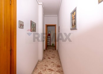 Hall / corridoio - Four-room apartment VIa Roma
 
11, San Pietro Clarenza - photo 34