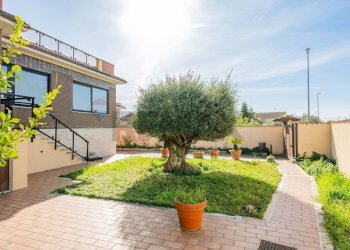 Giardino - Villa Via Giovanni Battista Impallomeni
 
5, Roma - foto 10