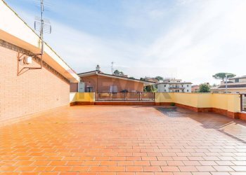 Terrazza - Villa Via Giovanni Battista Impallomeni
 
5, Roma - foto 47