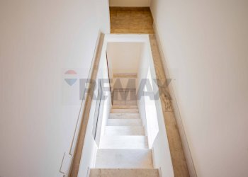 Scale - Villa Via Giovanni Battista Impallomeni
 
5, Roma - foto 52