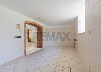 Stanza vuota - Villa Via Giovanni Battista Impallomeni
 
5, Roma - foto 59