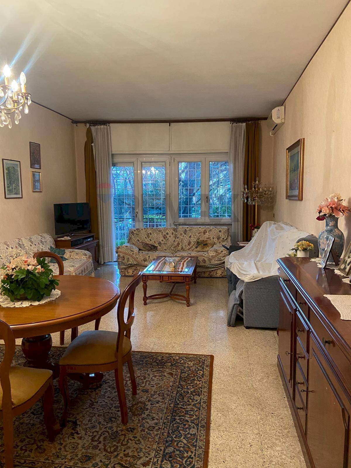 Sala da pranzo - Quadrilocale Via Antonio Cippico
 
35, Roma - foto 1