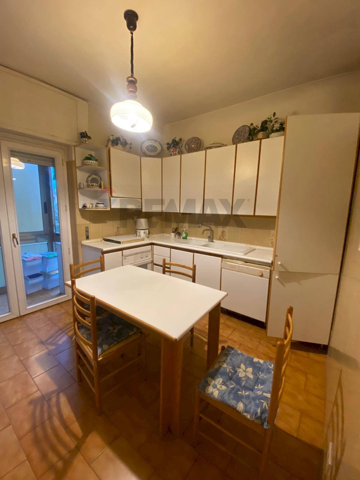 Cucina - Quadrilocale Via Antonio Cippico
 
35, Roma - foto 3