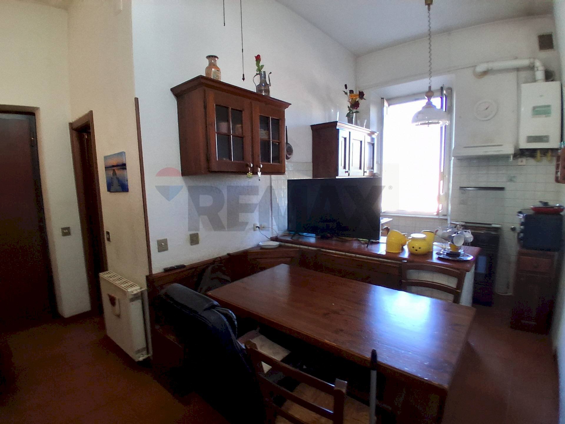 Sala da pranzo - Trilocale Via Pellegrino Matteucci
 
118, Roma - foto 1