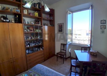 Camera / camera da letto - Trilocale Via Pellegrino Matteucci
 
118, Roma - foto 7