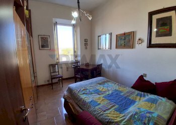 Camera / camera da letto - Trilocale Via Pellegrino Matteucci
 
118, Roma - foto 8