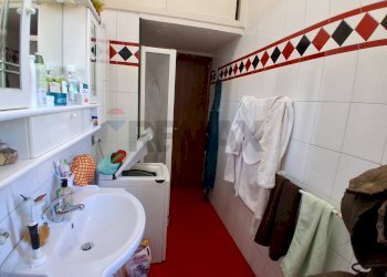 Bagno - Trilocale Via Pellegrino Matteucci
 
118, Roma - foto 24