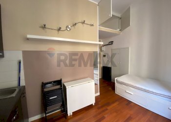 Camera / camera da letto - One-room apartment Via A. Tadino
 
17, Milano - photo 8