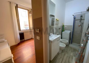Bagno - One-room apartment Via A. Tadino
 
17, Milano - photo 14