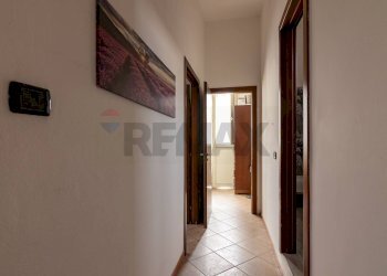 Hall / corridoio - Trilocale Via Montegrappa
 
73, Siracusa - foto 23