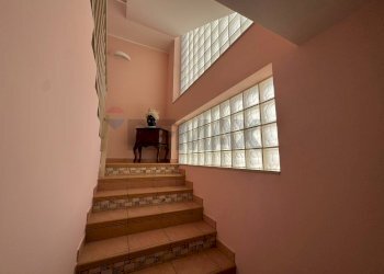 Scale - Villa a Schiera Via Carlo Alberto
 
126, Portopalo di Capo Passero - foto 6