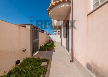 Terrazza - Villa a Schiera Via Carlo Alberto
126, Portopalo di Capo Passero - foto 9