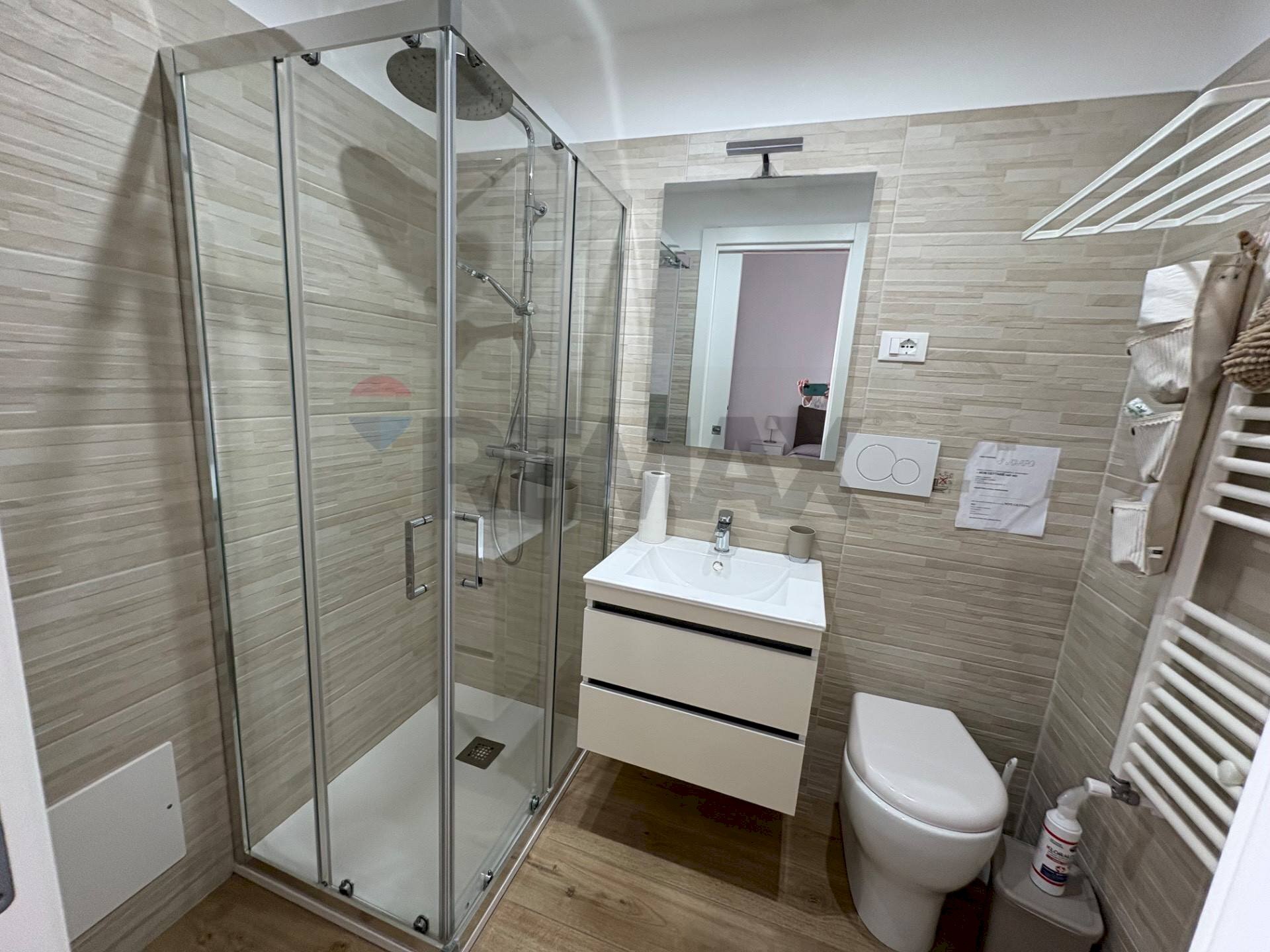 Bagno - One-room apartment Via Friuli, Siracusa - photo 3