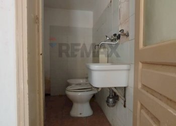 Bagno - Casa indipendente via Leon Tolstoj
 
27, Avola - foto 7