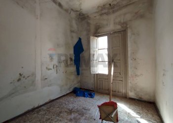 Stanza vuota - Casa indipendente via Leon Tolstoj
 
27, Avola - foto 12