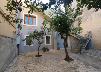 Casa all\'aperto - Casa indipendente via dei mille
 
80, Noto - foto 1