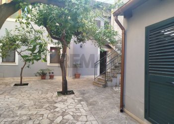 Terrazza - Casa indipendente via dei mille
 
80, Noto - foto 2