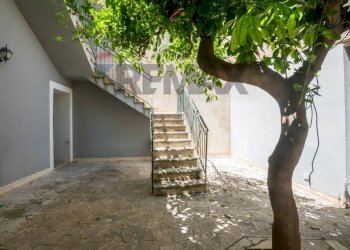 Scale - Independent house via dei mille
 
80, Noto - photo 4