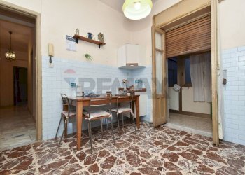 Sala da pranzo - Quadrilocale Via Carlo Forlanini
 
48, Catania - foto 18