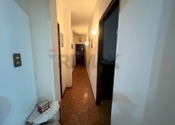 Hall / corridoio - Casa indipendente Via  giovanni Lanza
 
98, Pachino - foto 5