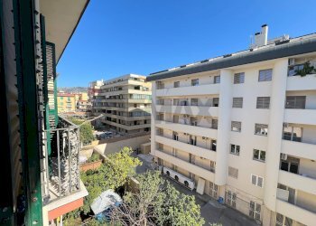 Edificio all\'aperto - Trilocale Via Michele Ferrara
 
20, Caserta - foto 7